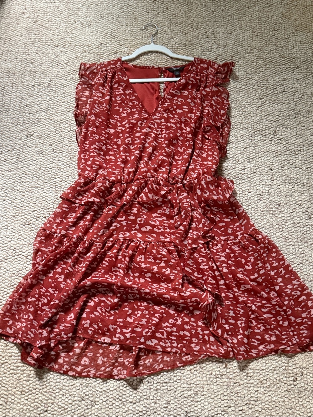 Simply Vera Vera Wang Red Printed Ruffle Midi Dress